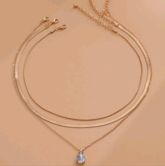 💖 2/$30 Boho  multi layered gold tone fishbone rhinestone pendant necklace set - Picture 15 of 16